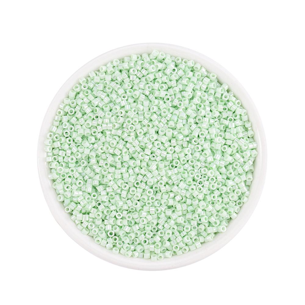 

1800 шт./лот, 2 мм, очаровательный чешский стеклянный бисер, DIY браслет, ожерелье, бусины, форма, разделительная бусина для изготовления ювелирных изделий, аксессуары 2mm x 1800pcs