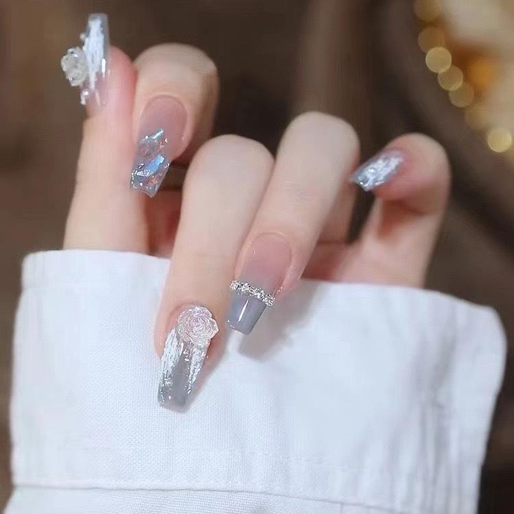 

Blue-Gray Camellia Press-On Nails - Trendy Nail Art Tips Glue version