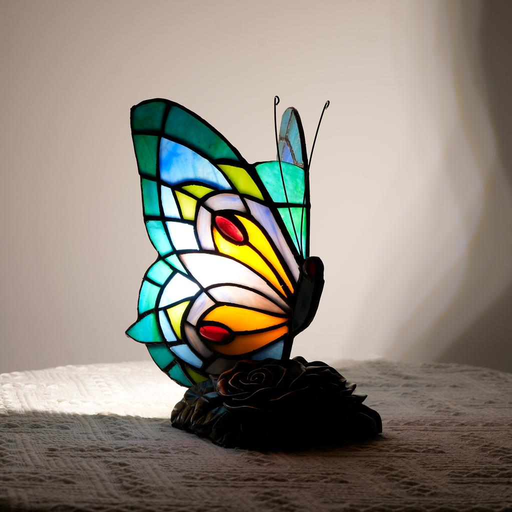 Modern Table Lamps Mediterranean Butterfly Retro Stained Glass Desk Lamp for Bedroom Bedside Vintage Living Room Light Fixtures