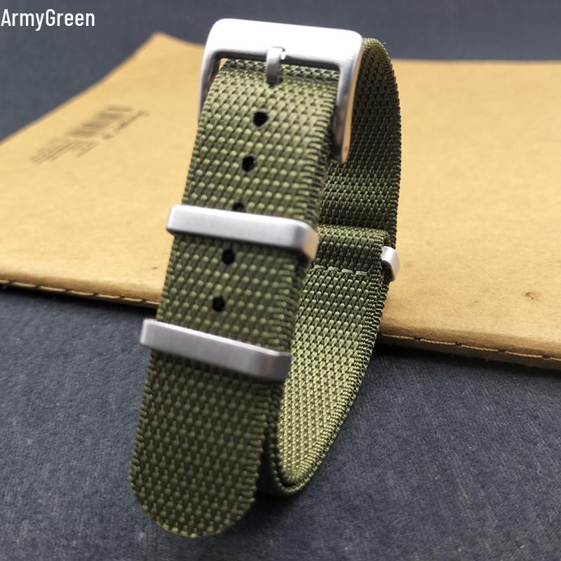 Cinturino per Orologio in Nylon Integrato Stile NATO (20-22mm)