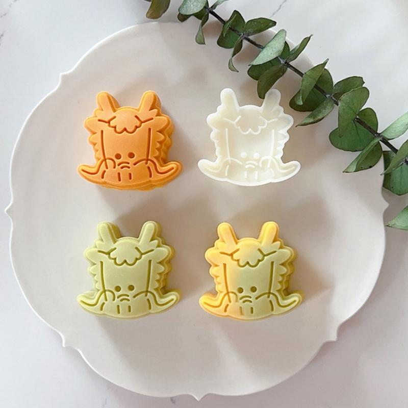 Dragon Head Chinese Cake Stamp Traditional Chinese Cake Mold with Cute Pattern for Festive Celebraation