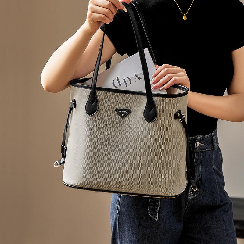 Mrs. Qiao Tote Bag for Women 2025 New Autumn Winter Large Capacity Versatile Commuter Bag High-End Feel Shoulder Bag Women's Bag