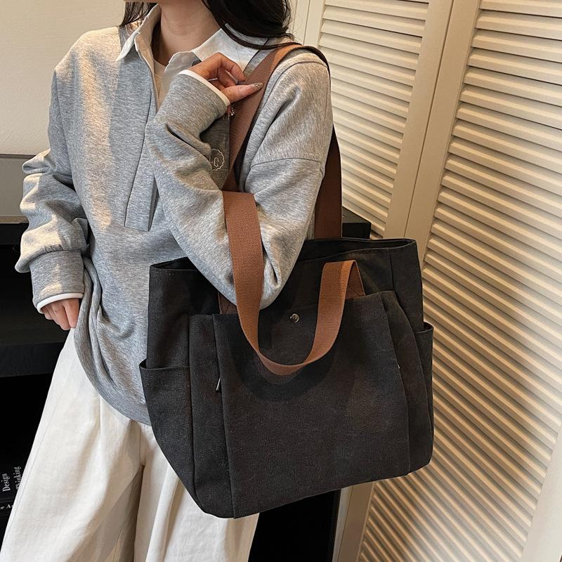 Stylish New Classic Retro Design Japanese Zipper Commuter Thickened Canvas Student Simple Women'S Shoulder Bag