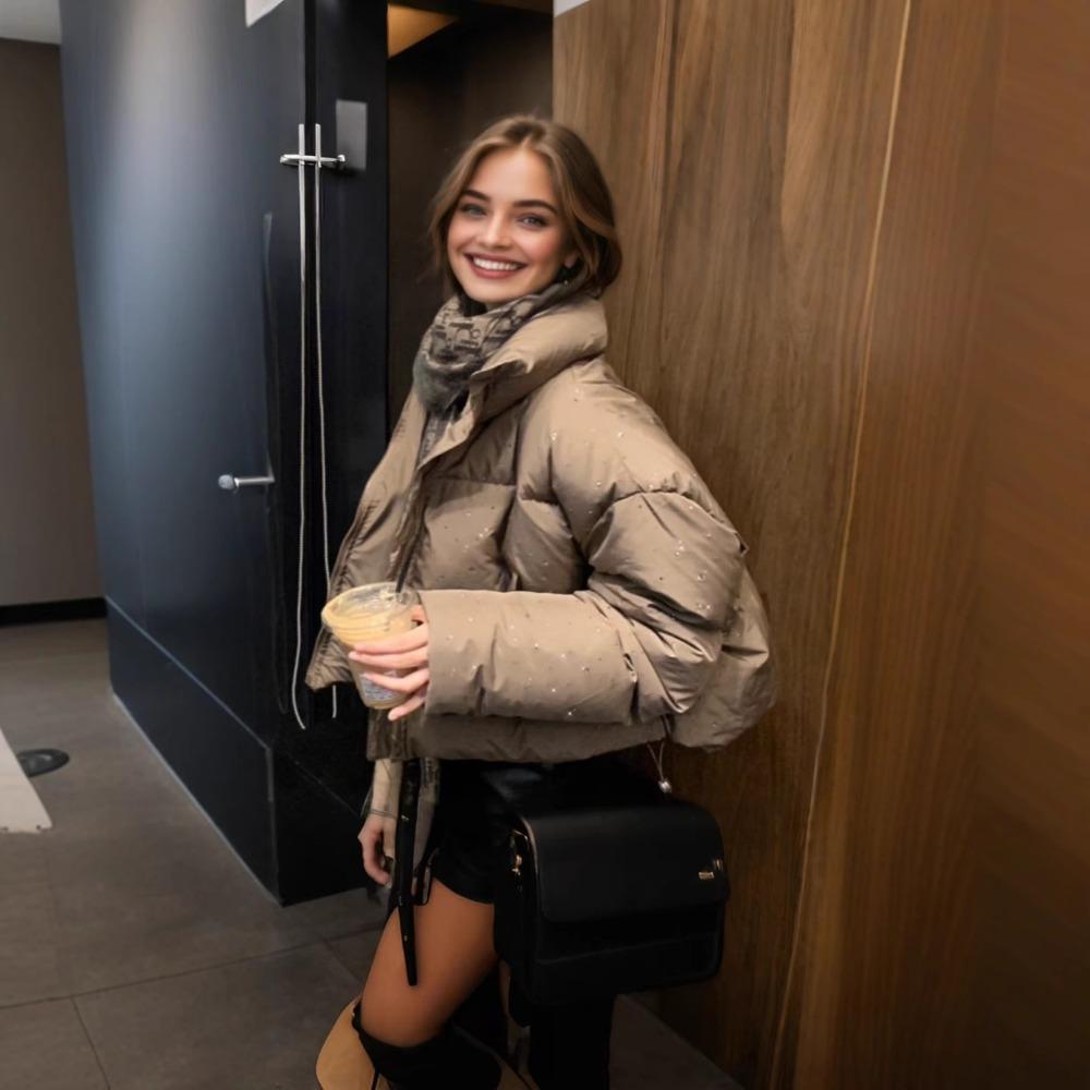 2025 women's winter new down padded jacket with bricks and small potatoes to wear a slim down cotton outside