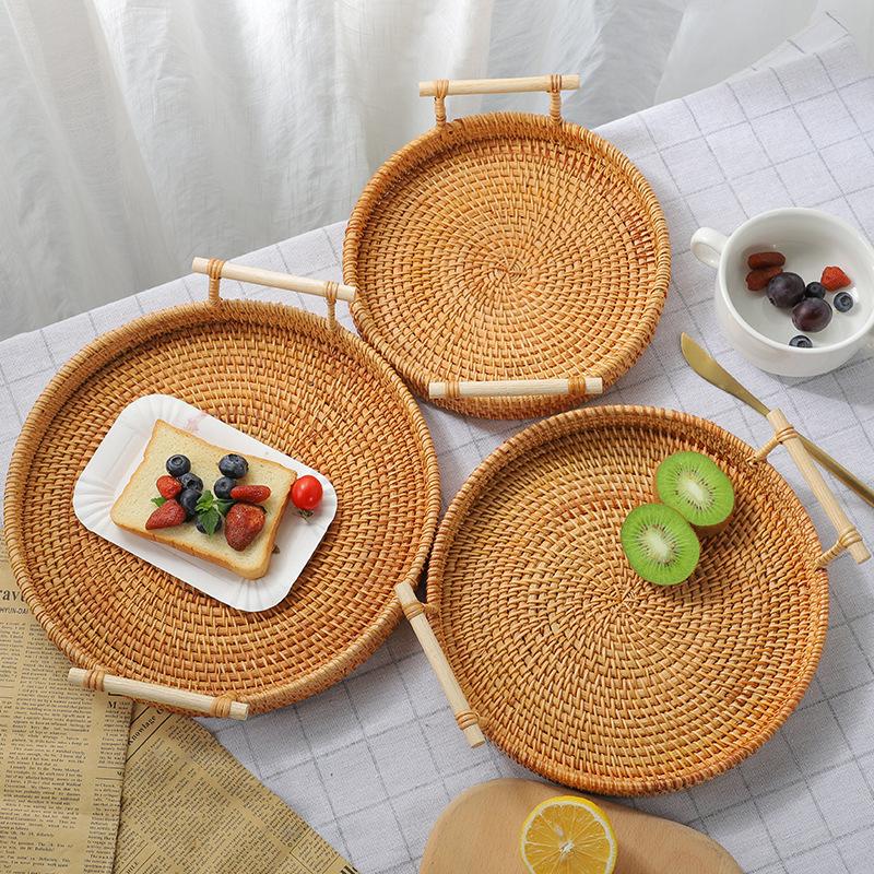 Dinner Serving Tray Breakfast Bread Food Plate Handwoven Rattan Storage Tray Round Shape Fruit Cake Wicker Basket With Handle