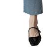 2025 Frühling neue rote Lackleder quadratische Zehenpartie flacher Ausschnitt dicker niedriger Absatz Französisch Retro Wort mit Mary Jane Einzel Schuhe Frauen