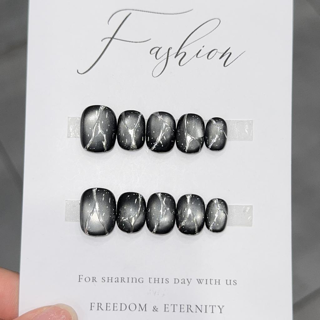Black minimalist style metal lines pure hand-worn nail glass beads cat eye niche nail patch fake nails
