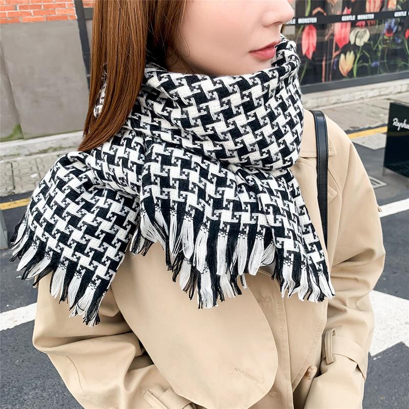 New Double-sided Diamond Plaid Scarf for Women in Winter European and American Imitation Cashmere Warm Tassel Shawl Thickened Cold Proof Scarf