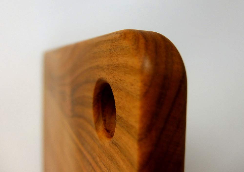 Katajiya Wooden Cutting Board, Made in Japan from Solid Yamazakura Wood, Small Size [250 x 250mm, Thickness 15mm]