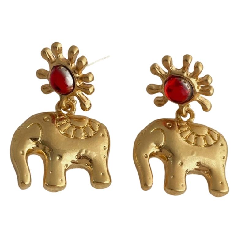 

Trendy Elephant Design Earrings Sturdy Alloy Comfort Fit Allergy Resistant FStylish Elephant Ear Studs or Sensitive Skin золотий