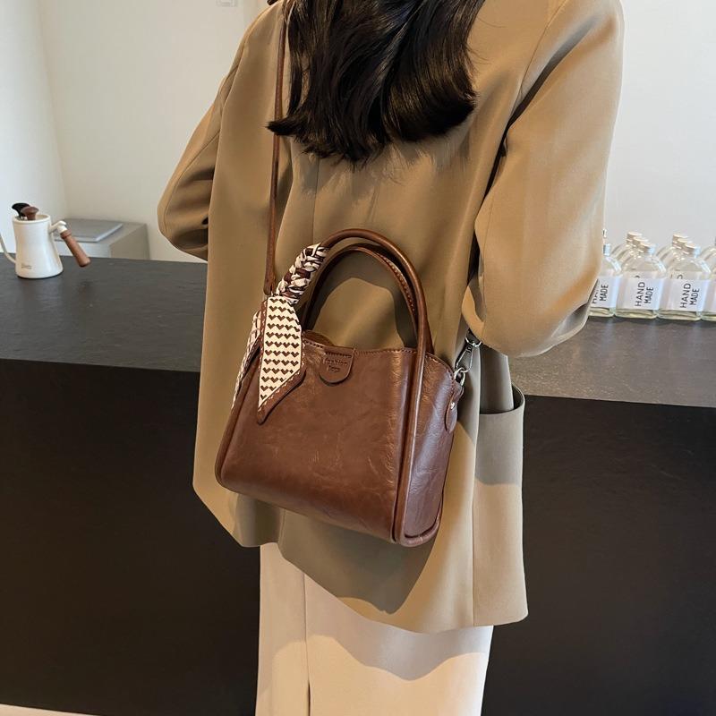 Silk scarf versatile handbag new bucket bag messenger bag women's texture commuting shoulder bag