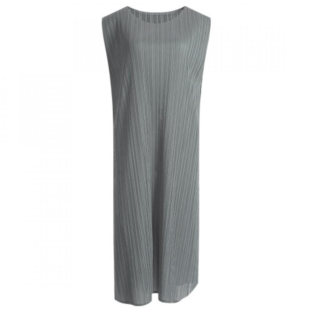Shop Women Round Neck A Line pleAted Sleeveless Dress grAy Ble Wdr 1747