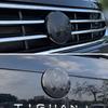 Hijk1 2Pcs Car Front Bonnet Grill Badge Cover Trunk Lid Emblem Sticker For VW Golf 6 7 8 Polo Passat B6 Variant CC Tiguan Atlas T-ROC