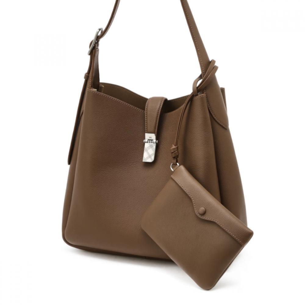 Daks Brown Genuine Leather House Check Decoration Point ShouLder Bag L