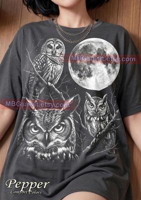 Owls Full Moon Birds Of Prey Nocturnal Nature Comfort Colors® Tshirt, Wildlife Bird Watcher Night Woods Animal Lover Vintage Bootleg Tee