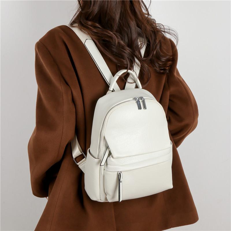 IELGY Backpack, High-quality Soft Leather Texture Simple Korean Version of Fashion Leisure Travel Backpack