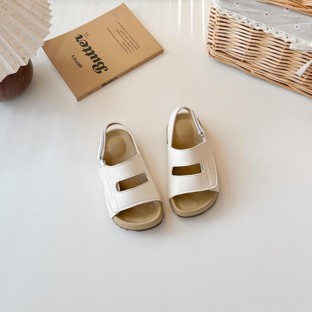 Sommer 2026: Vielseitige Klettverschluss-Sandalen für Mädchen – Neue lässige Strandschuhe von New Roman