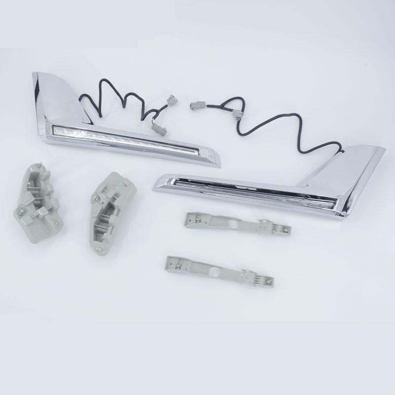 16-20 Land Cruiser LC200 Turn Signal Headlight Trim Strip with Flowing Light