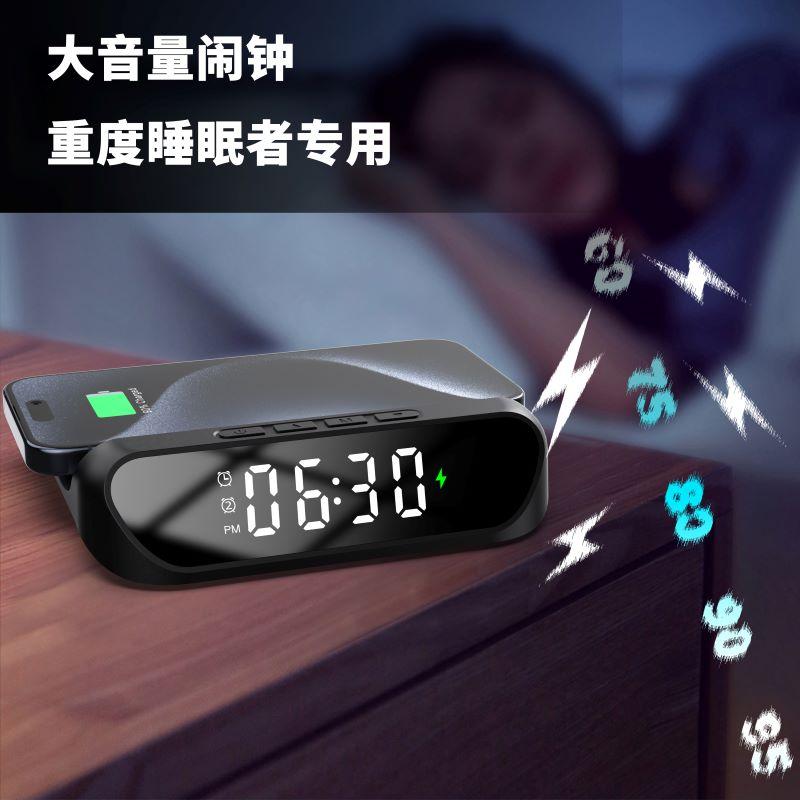 Supporto per caricabatterie wireless per sveglia con display digitale a LED per la temperatura, orologio da tavolo, stazione di ricarica wireless per telefono cellulare
