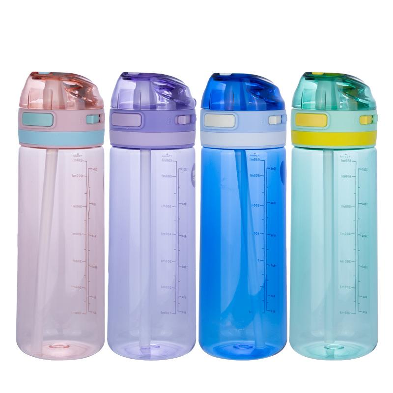 Water bottleTRITAN Children's drinking cup 710ml graduated plastic straw cup food grade material food grade safe and portable