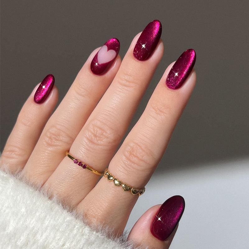 

Wine Red Heart Detachable Nail Art Pieces - Trendy, Wearable False Nails Glue Model