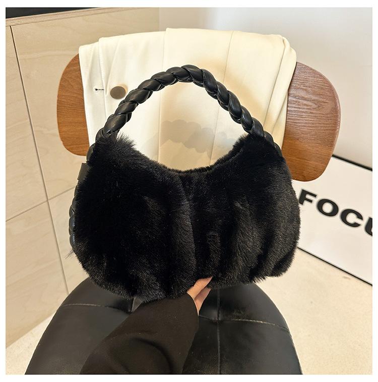 Осенне-зимняя новая плетеная плюшевая сумка подмышкой — фото 7