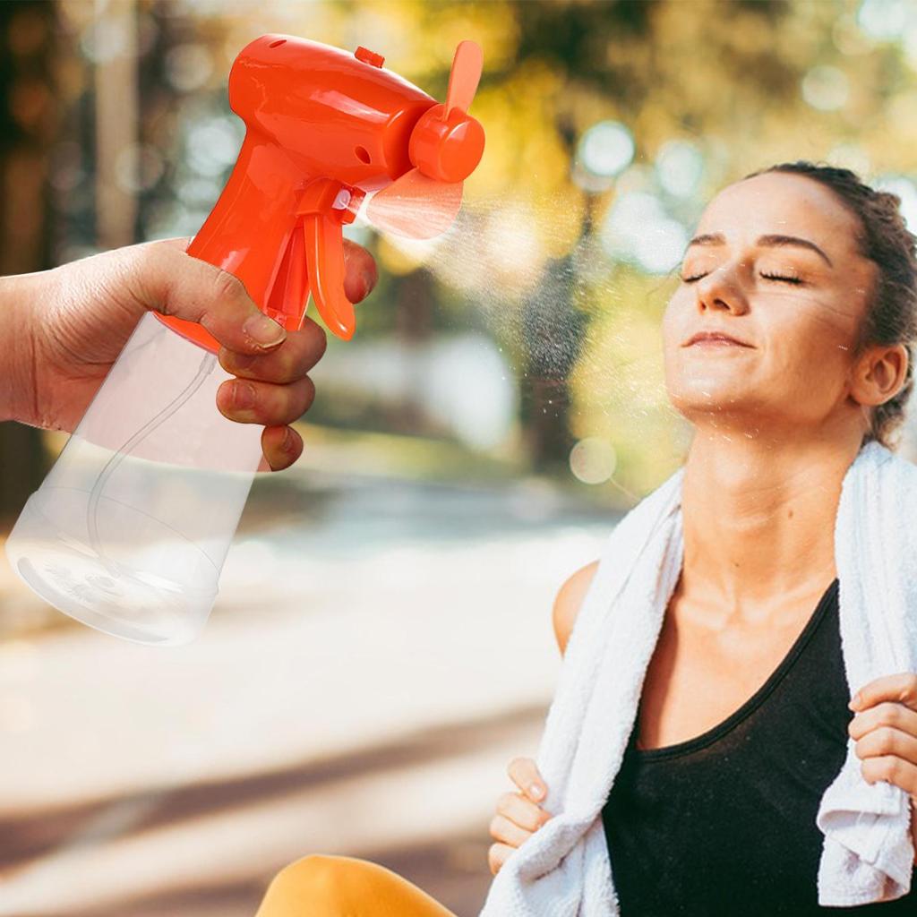 Handheld Fan with Water Spray Misting Fan Manual Misting Fan Battery Operated Fan Water Bottle Sprayer Summer