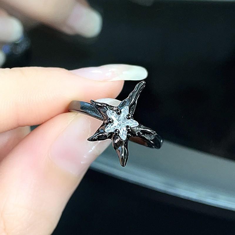 Star Dark Personality Niche Design High Sense Star Dopamine Fashion Opening Adjustable Ring Female