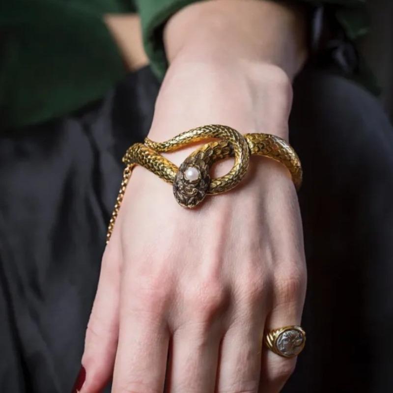 Medeltida Cleopatra Husdjur Orm Armband Retro Högt Värde Temperament Armband Premium Känsla Armband