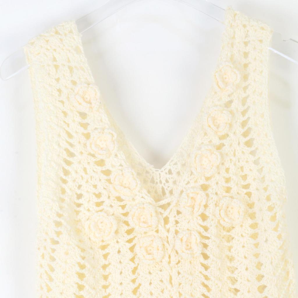 Three-Dimensional Handmade Crochet V-Neck Camisole: Sweet & Spicy Hollow-Out Knitted Top for Women - Spring/Summer Fashion Vest.