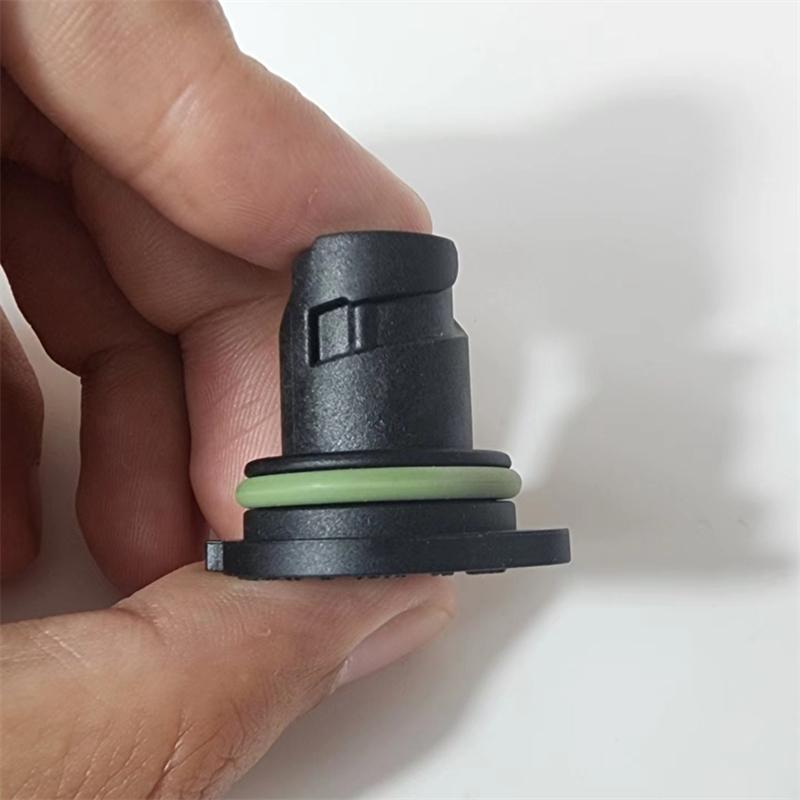 1pcs For Mercedes-Benz C200 GLC220 E350 GLE450 S400 GLS480 S500 oil pan drain screws