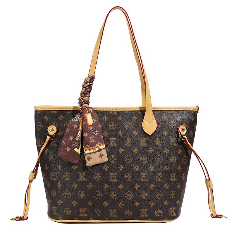 

Trendy Large Capacity Women s Shoulder Bag - Stylish High-End Underarm Tote абрикосовый