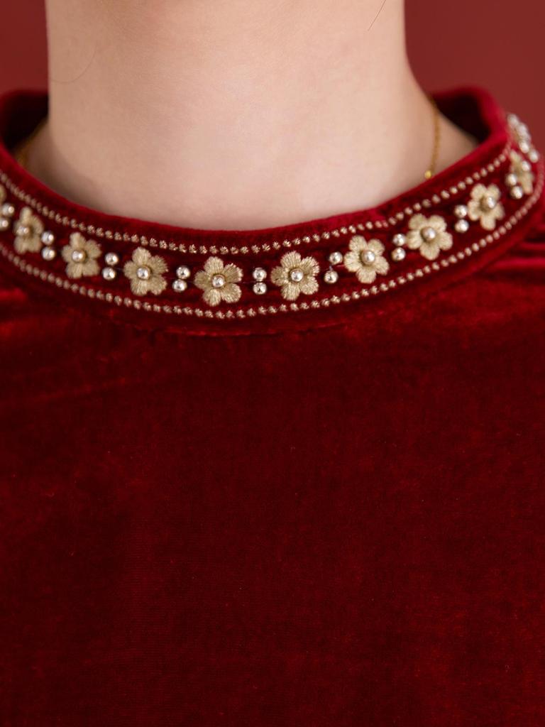 Festive Velvet Silk Dress: Round Neck, Solid Color, Mid-Length Skirt for Women 1983