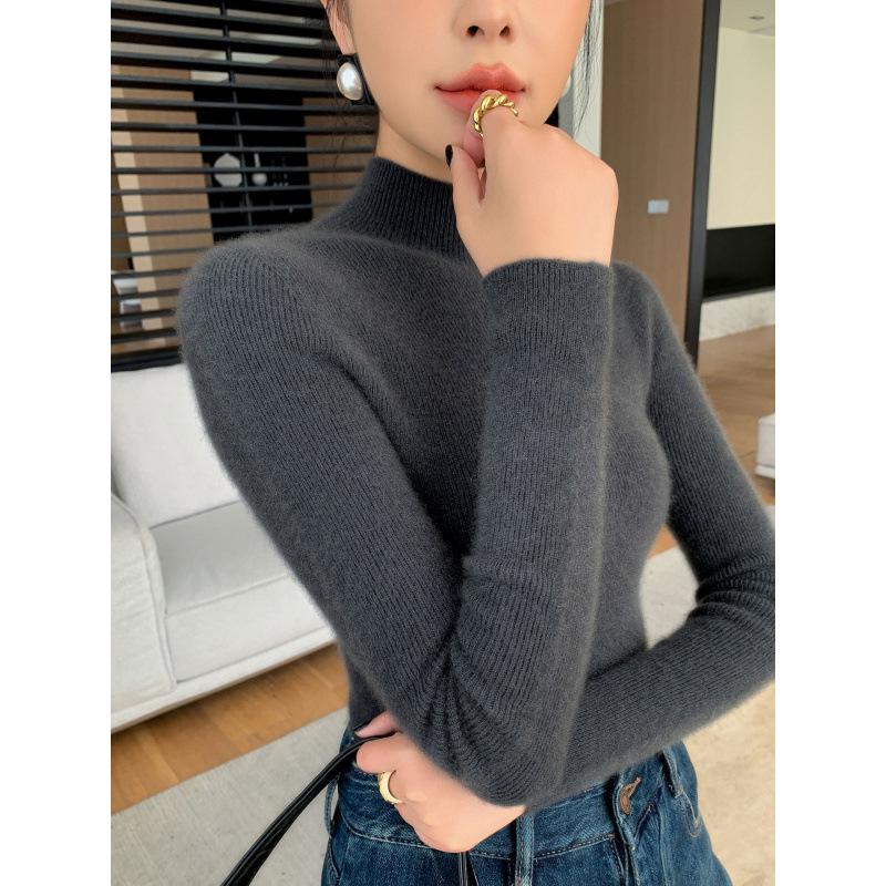 Women's Slim-Fit Ribbed Cashmere Turtleneck Sweater - 100% Pure Cashmere