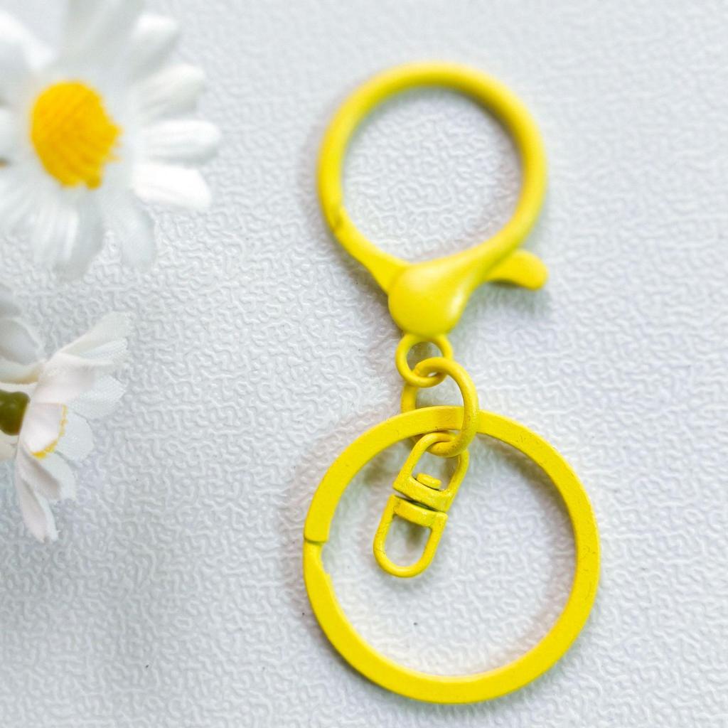 Buntes Schlüsselanhänger-Set mit Hummerverschluss: Dreiteilige Metall-Acht-Schnalle, Flacher Ring, DIY Schmuck Schlüsselanhänger Zubehör.