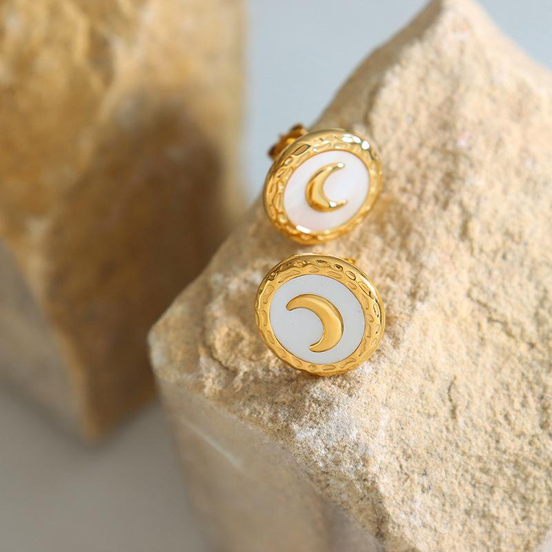 Women's Titanium Steel Jewelry Set: Crescent Moon Necklace, White Shell Earrings, and Non-Fading Bracelet.