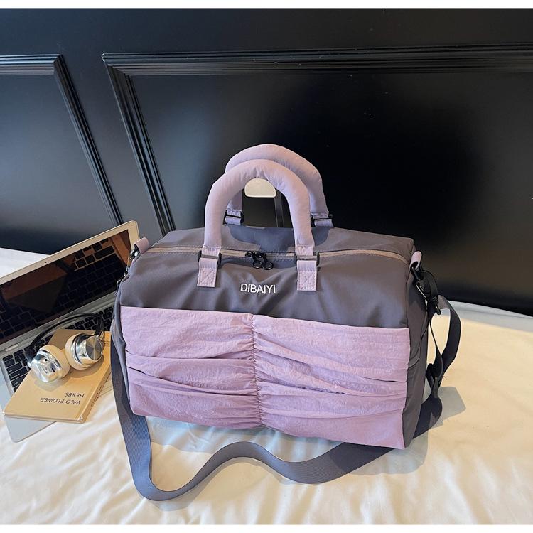 Modische Grenzüberschreitende Fitness-Tasche für Damen: Leichte Sport-Reisetasche mit Nass-/Trockentrennung.