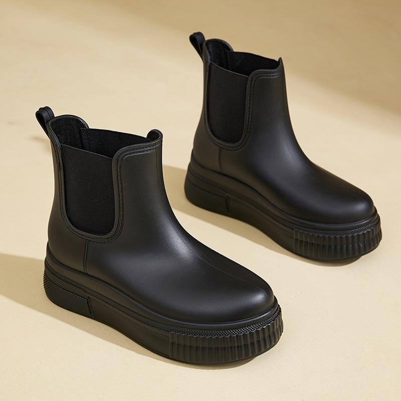 2025 Women's Japanese Style Non-slip Waterproof Short Rain Boots - Fashionable Outdoor Wear for Ladies