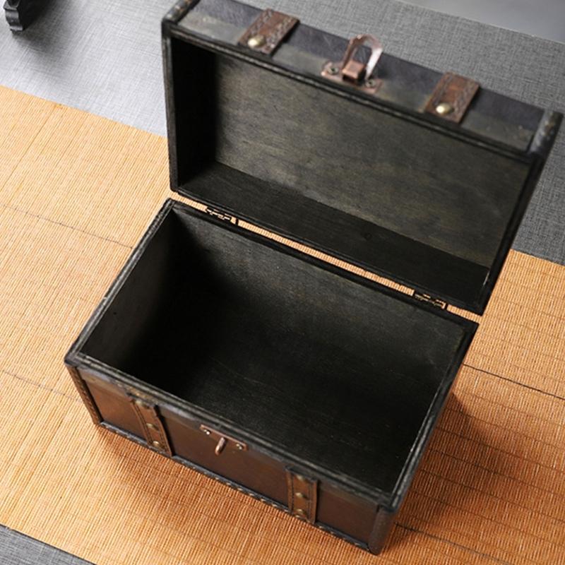 Antique European Styles Handheld Storage Box Sturdy Travel Wood Case Accessory for Clothing and Books Organization