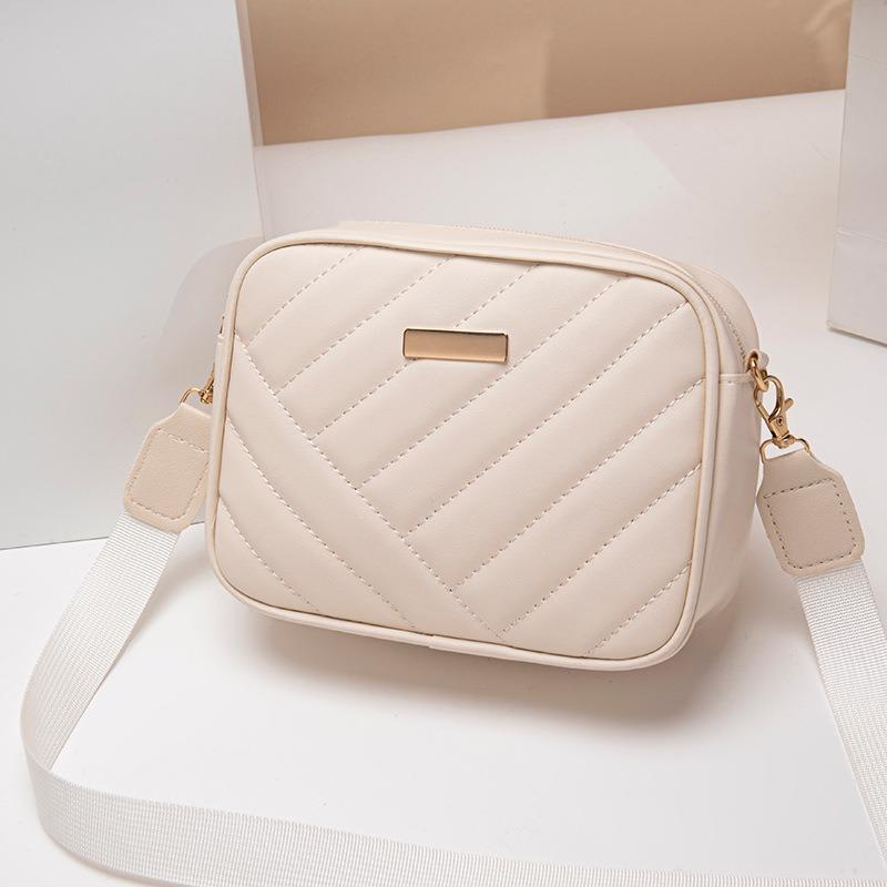 New Fashion Camera Bag, Diamond Messenger Bag, Women's New Storage Bag, One Shoulder Mobile Phone Bag.
