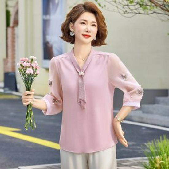 

2026 Ice Silk Blouse: Short Sleeve T-shirt for Petite, Middle-Aged & Elderly Women - Perfect for Mother s Day 3XL