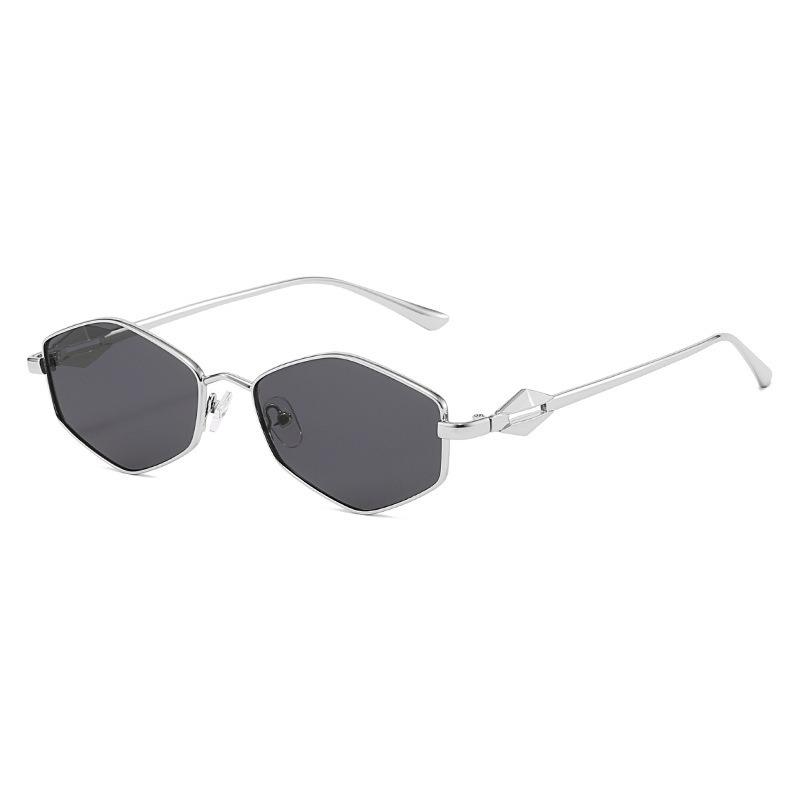 Retro metal rhombus cat eye small frame sunglasses men's trend new personalized street shot sunscreen sunglasses Europe and America