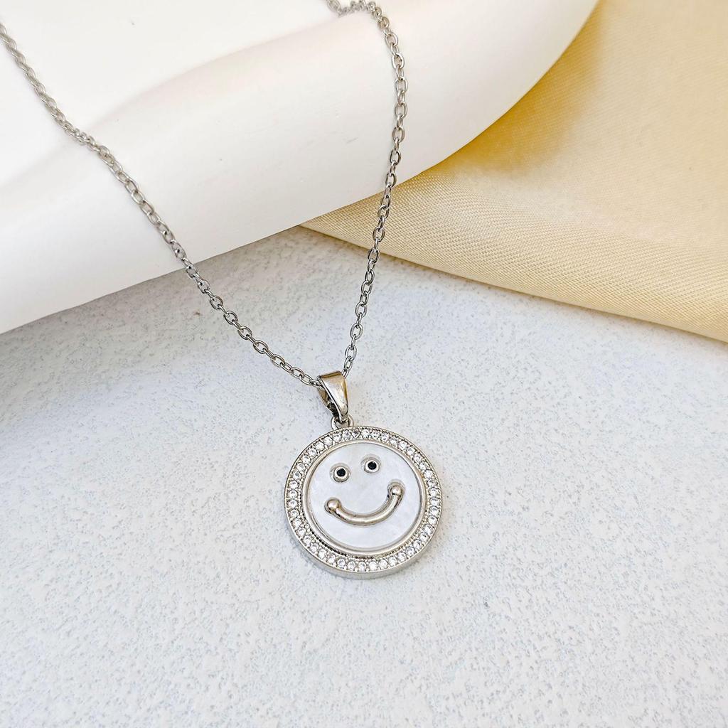 Women's Gold-Plated Copper Necklace: Luxury Fu Lu Pendant Clavicle Chain - Versatile Fashion Accessory