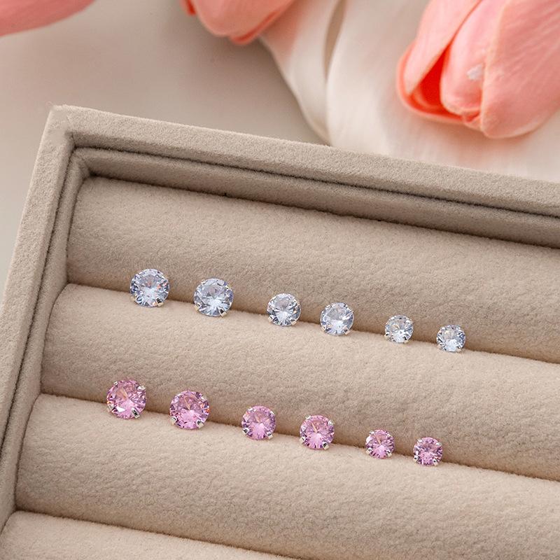 Fresh, Sweet And Simple Zircon Mini Stud Earrings, Exquisite, Small And Light Luxury Design Sense, High-End Personalized Earbone Stud Women