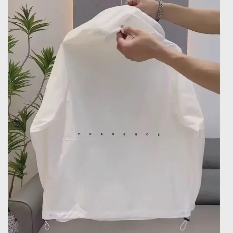 Lightweight Mens Hooded Jacket Sun Protection Solid Color Long Sleeve Spring Autumn Trendy Style