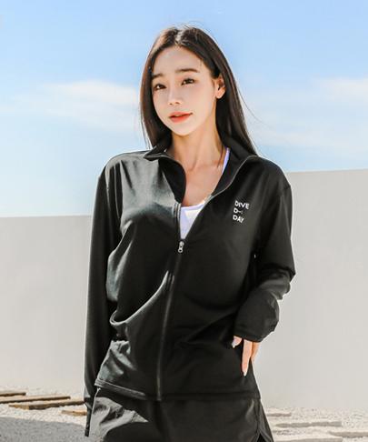 Tyubeuteuli Women'S Loose Fit Zip-Up Rash Guard B705 Black
