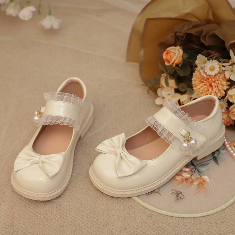 New girls single shoes retro national style medium and older children's shoes comfortable platform non-slip princess shoes buckle four seasons ha