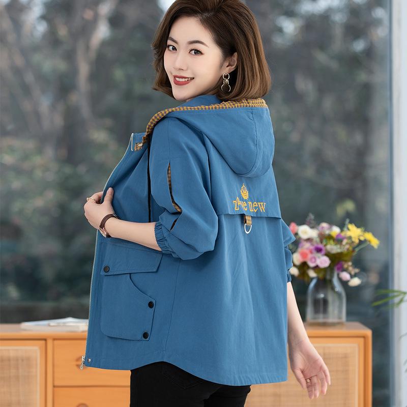 Wiosna 2025 Koreański styl Plus Size Kurtka z kapturem dla kobiet w średnim i starszym wieku