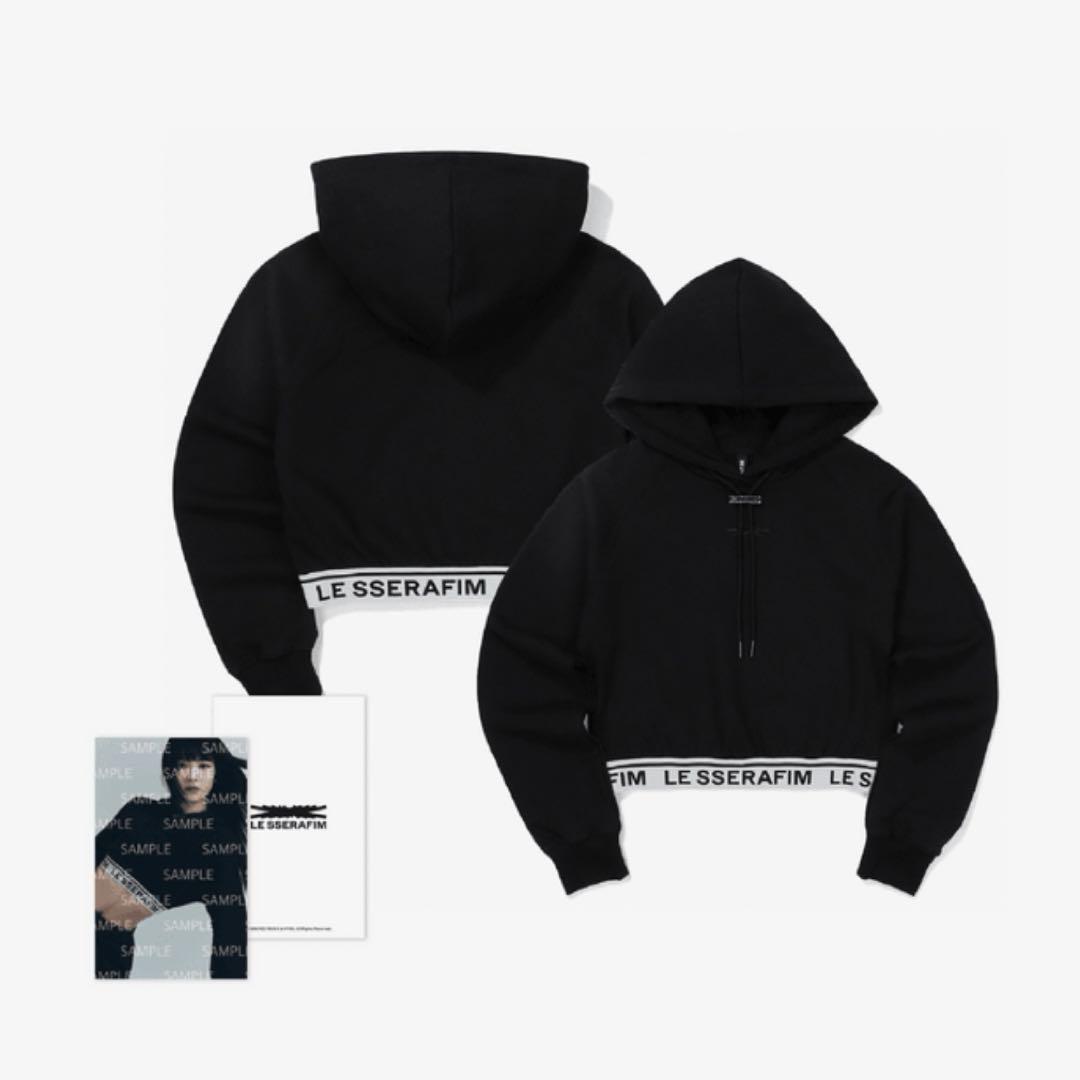 

[USED] LE SSERAFIM Hooded Cropped Sweatshirt in Black