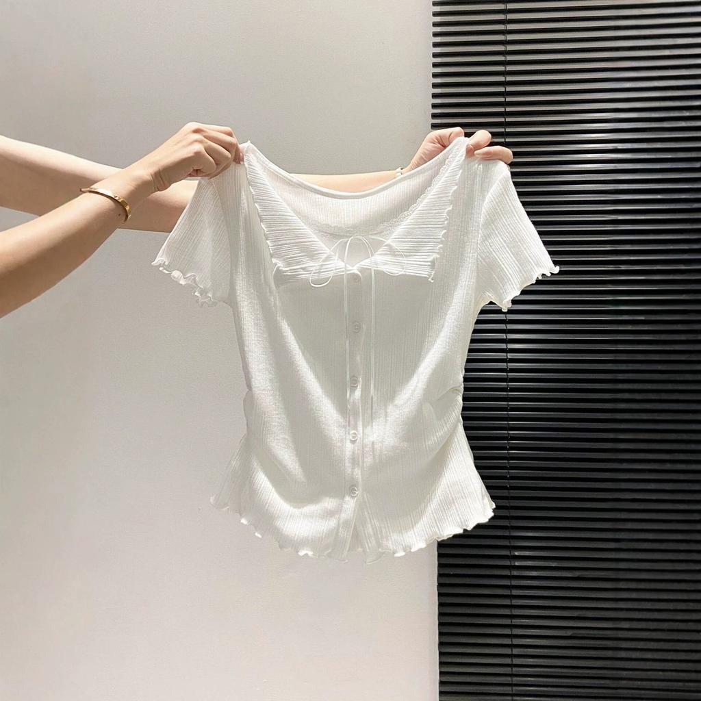 Design sense niche fake two pieces of fungus edge short-sleeved T-shirt women's summer fashion temperament pleated waist top